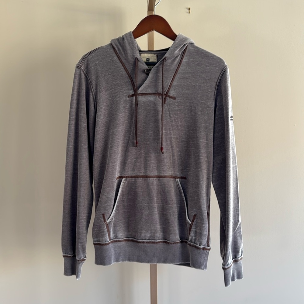 Jetlag Men’s Grayish-Brown Modern Hoodie, Size Medium, Excellent Condition